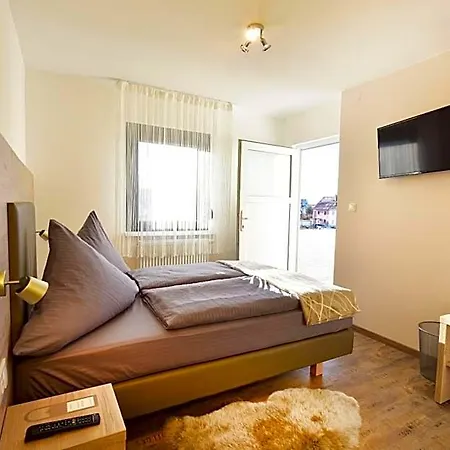 1a Gaestehaus Am Hafen Bed & Breakfast Norimberga